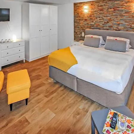 Ferienwohnung Vogelsang-Warsin * Vogelsang-Warsin